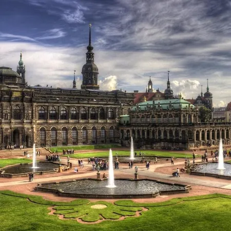Best-lage Altstadt, Design Apartment, Blick Auf Zwinger Dresden